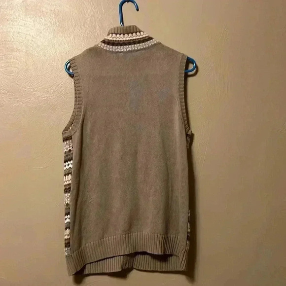 Liz Clairborn Small Sweater Vest - Picture 3 of 3